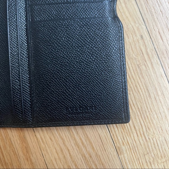 Bulgari Wallet - Picture 6 of 10